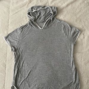 Hoodie t shirt